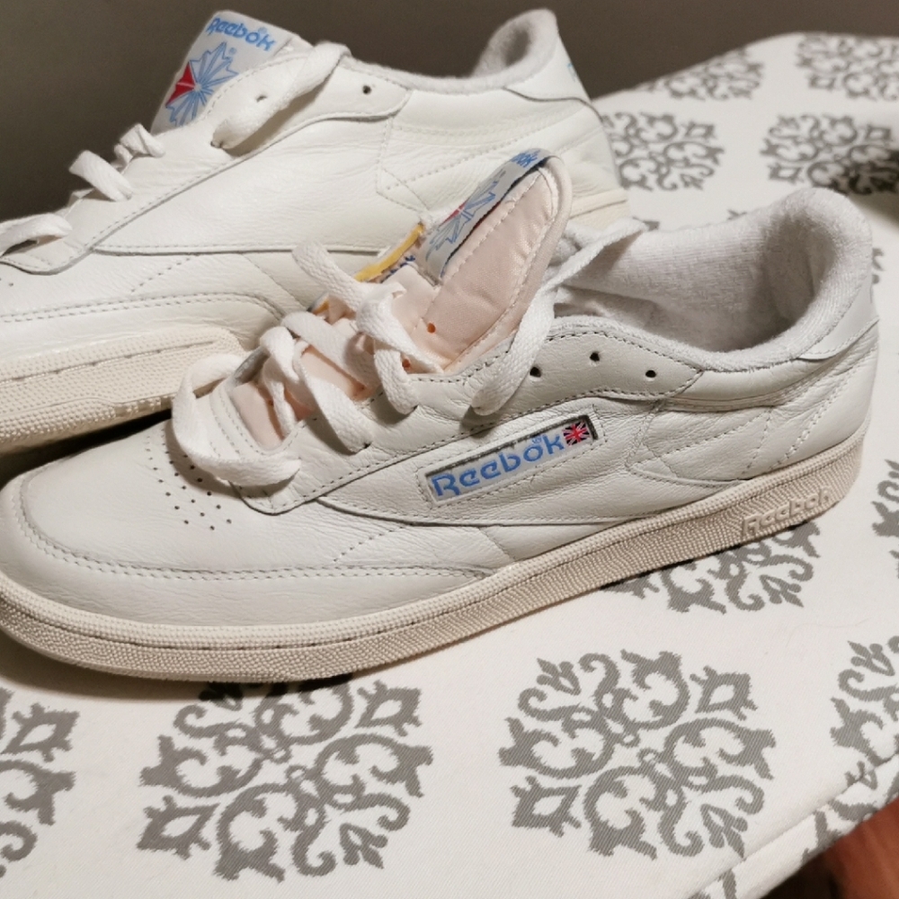 Reebok White and Blue Leather Sneakers